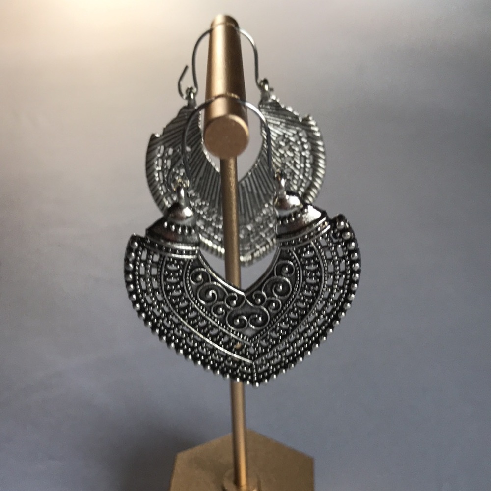 New! Drop Filigree Earrings - Picture 4 of 13